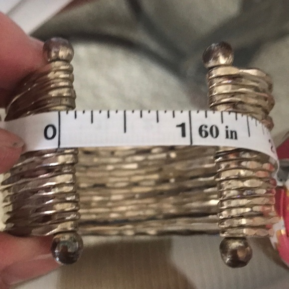 ZGallerie Silver distressed wire cuff bracelet - Picture 6 of 6